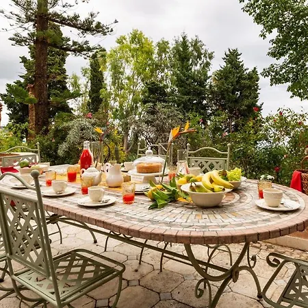 Villa Gioiello 10, Emma Sanremo