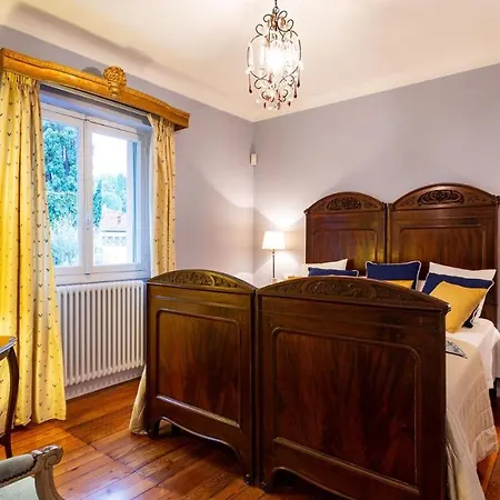 Villa Gioiello 10, Emma