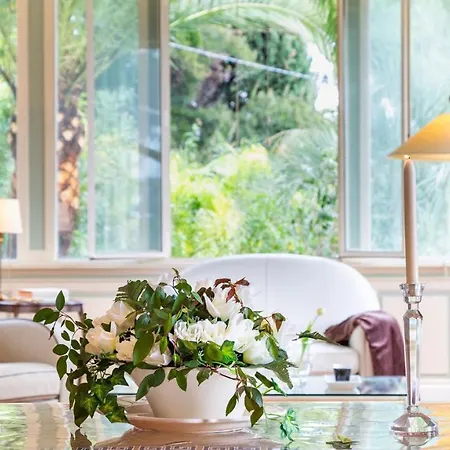 Villa Gioiello 10, Emma