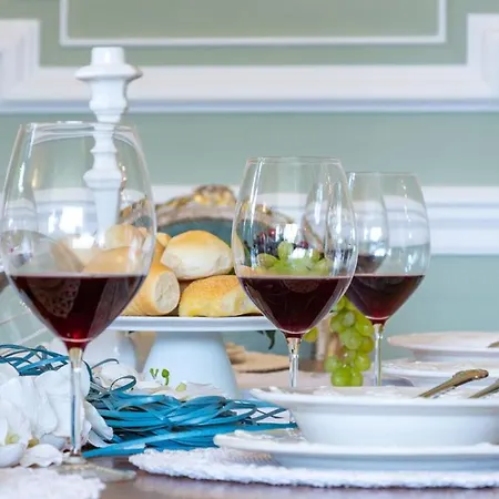 Вилла Gioiello 10, Emma